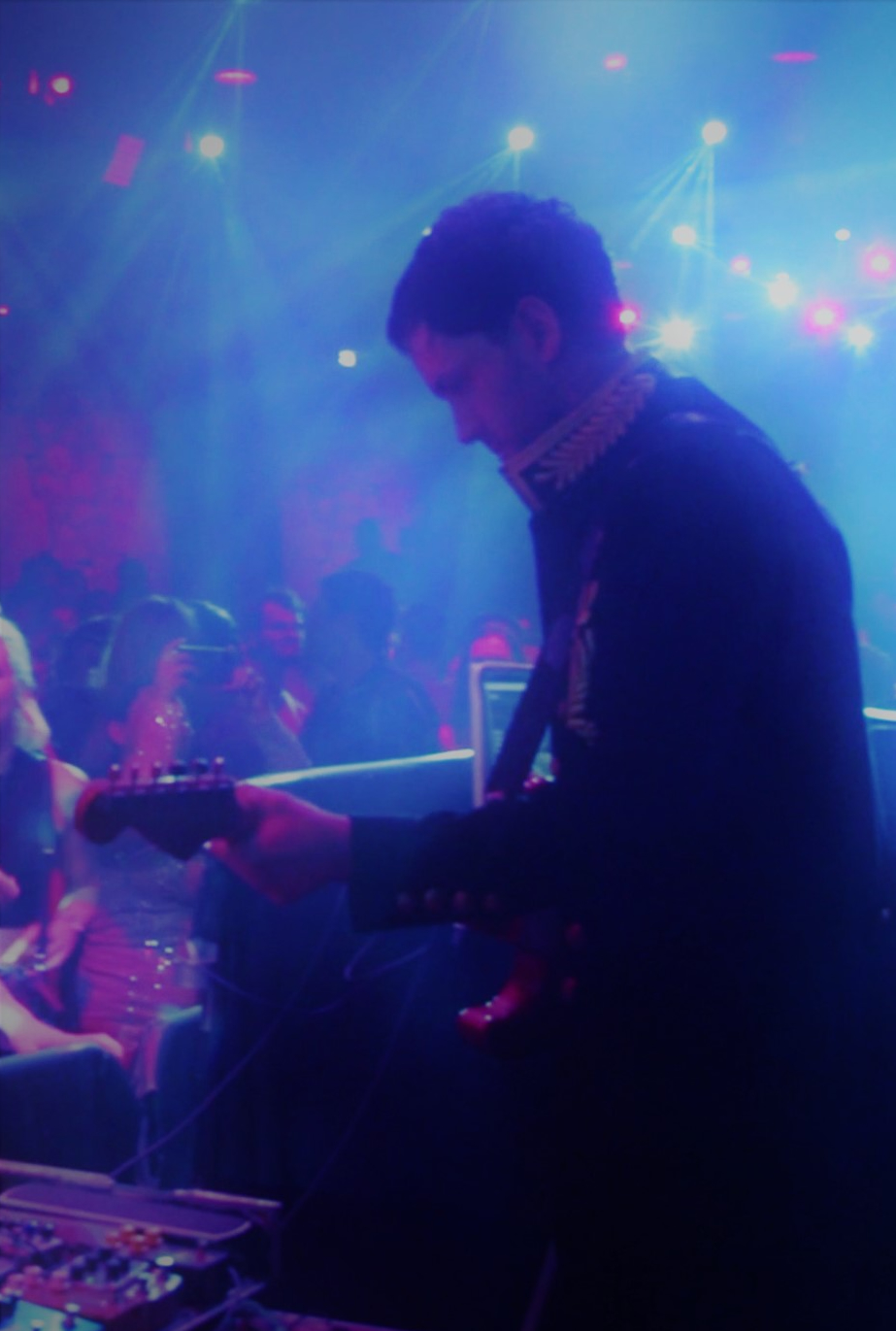 Tyler Kaufman performing live