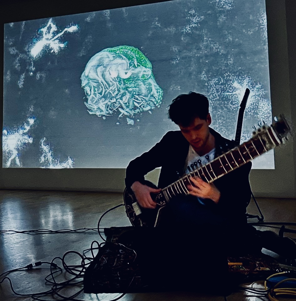 Sitar performance with projections